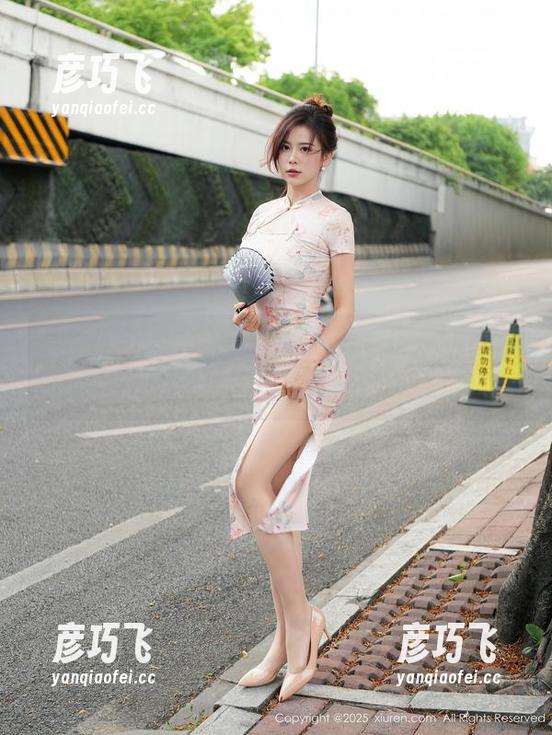 秀人网 - 瑶啊摇的瑶的万圣节全套图集，敢赌你能坚持翻完。