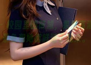 秀人网 – 校园里的筱慧，果然高清合集让景色和她都鲜活了起来。