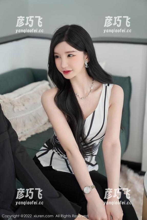 秀人网 - 顾楚楚的水手服！这图片你不想要吗？快来下载吧，真有意思