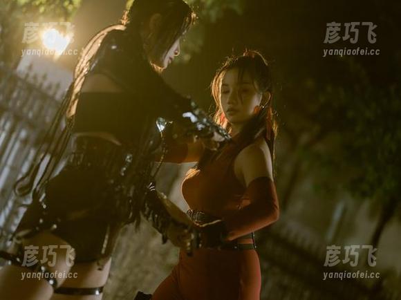 秋和柯基 秋和柯基的比基尼写真:原图不忍直视,但我就是喜欢!