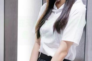 稚乖画册 – 在天台停车场，夜夜的美图取景，图集来了！