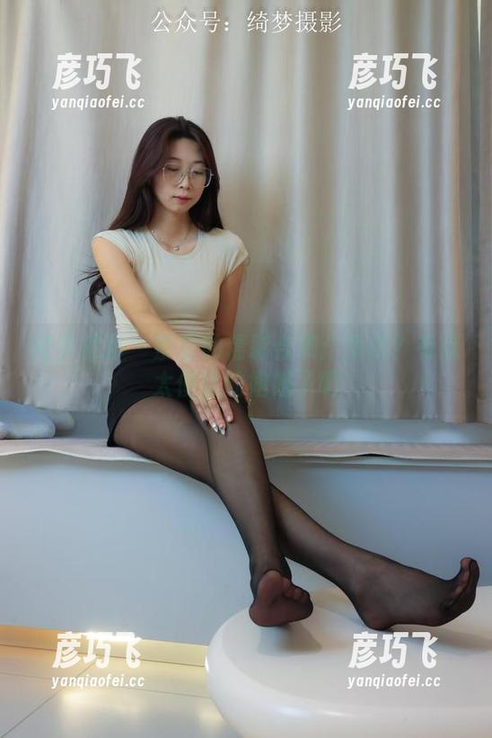 绮梦摄影 - 蔡蔡的精彩合集：免费？有点太便宜的姐姐了吧