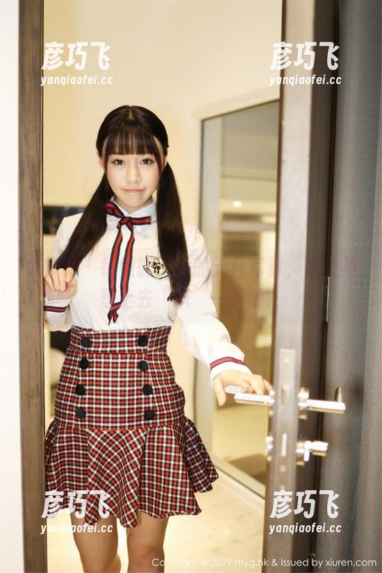 美媛馆-徐微微mia 美媛馆 - 徐微微mia的天台写真,谁能不想上去“飘”一波呢?