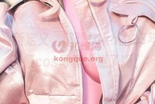“舰长”新定义，菌烨tako的23年4月切茜娅cos写真太燃了啊！