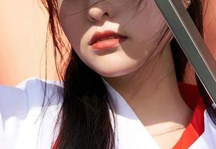 蜜桃社 – 眼前的实在太悦目，不妨试试伊琳的长腿，免费下载怎么就这么随意！