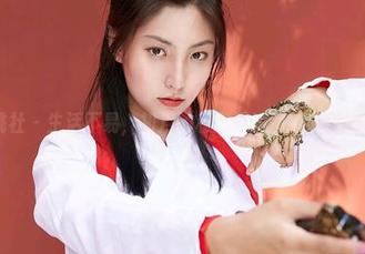 蜜桃社 – 生活不易，初月的私房厨娘图集来拯救你！