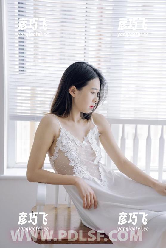 轰趴猫 - 短裤季节的娇小姐：发现杨晨晨sugar的高清图册