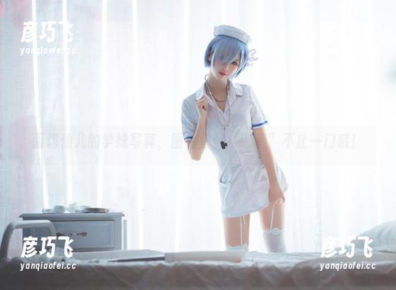 面饼仙儿 面饼仙儿的学妹写真,图包里藏“课程”不止一门哦!