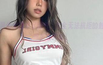 微密圈 – 黑饱宝的裸足图包，完全无法抗拒的魅力，让我想多看几遍。